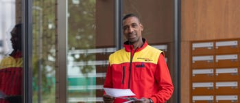 Medewerker Post Jermaine 2
